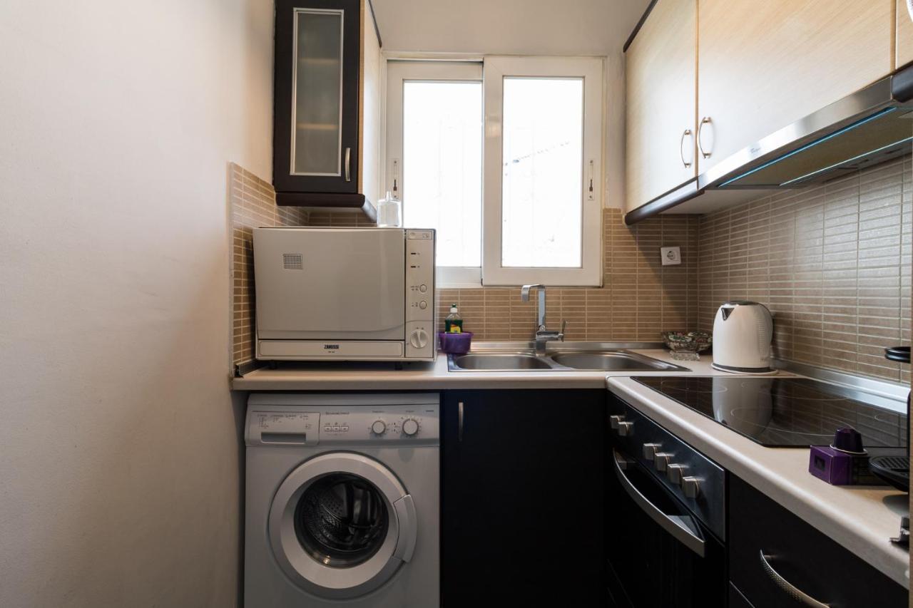An Adorable Apartment In Афіни Екстер'єр фото
